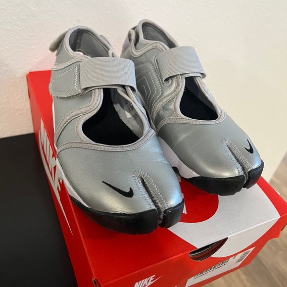 Nike Shoes - Nike Air Rift Metallic Silver